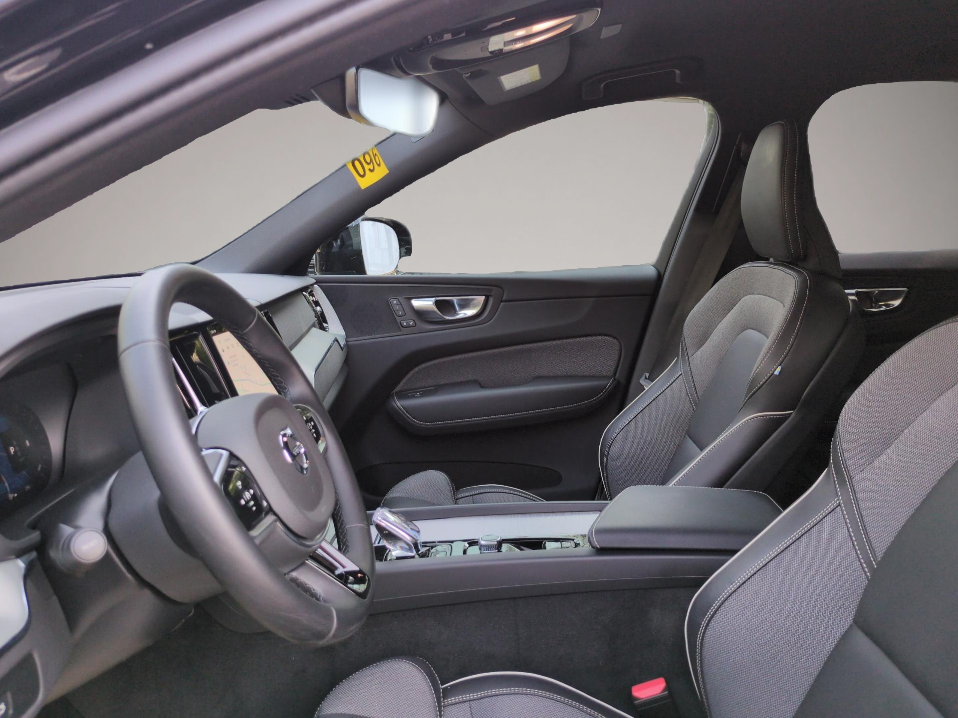 Bild 7 Volvo XC60 XC 60 Plus Black Edition AWD