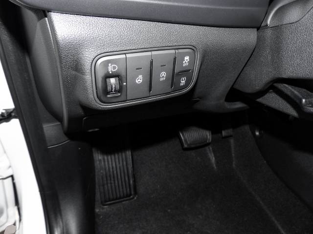 Bild 4 Hyundai i20 Prime Navi Digitales Cockpit Soundsystem Bos