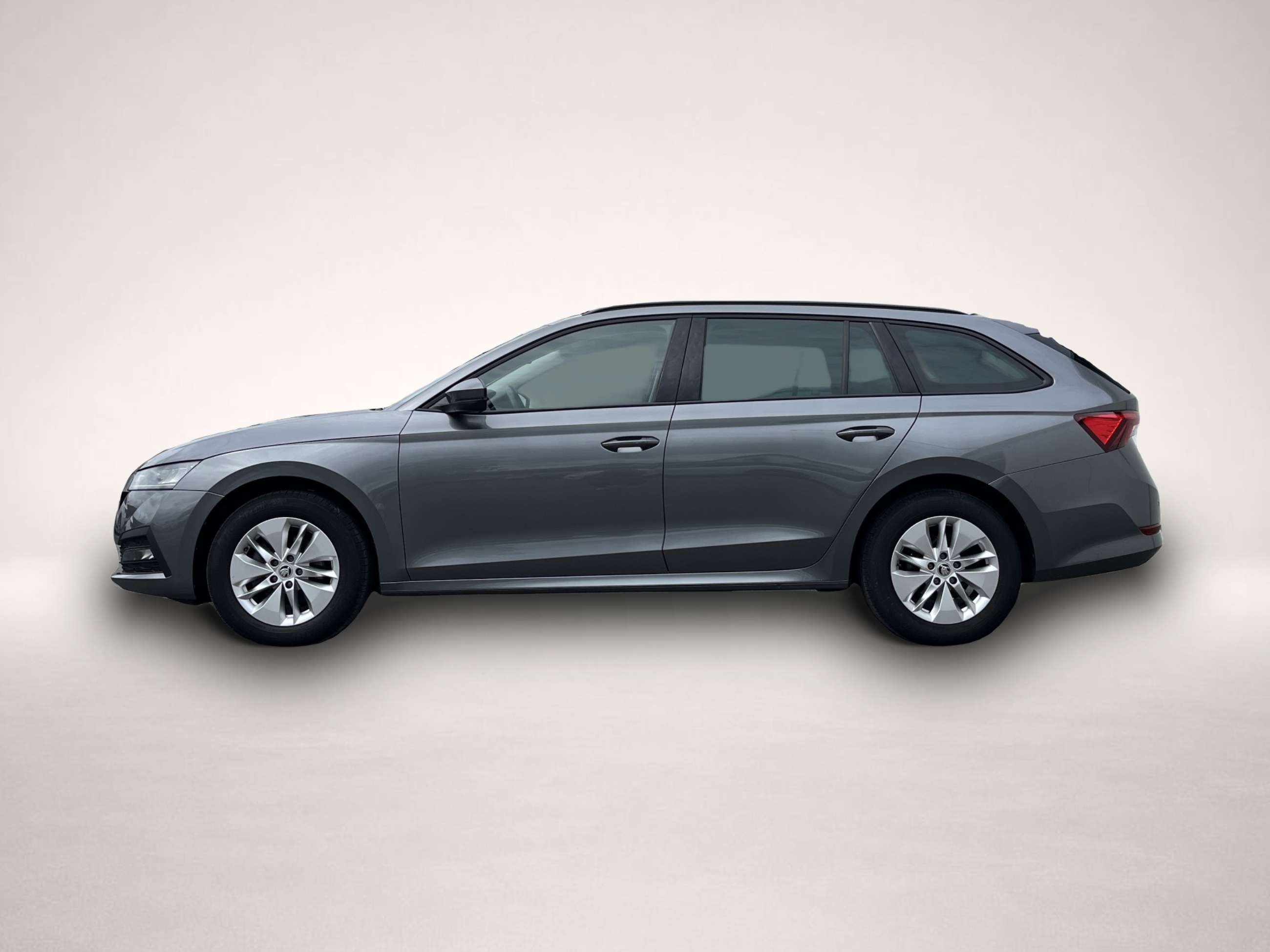 Bild 1 Skoda Octavia Combi 2.0 TDI DSG Blackline 156¤ m.20% A