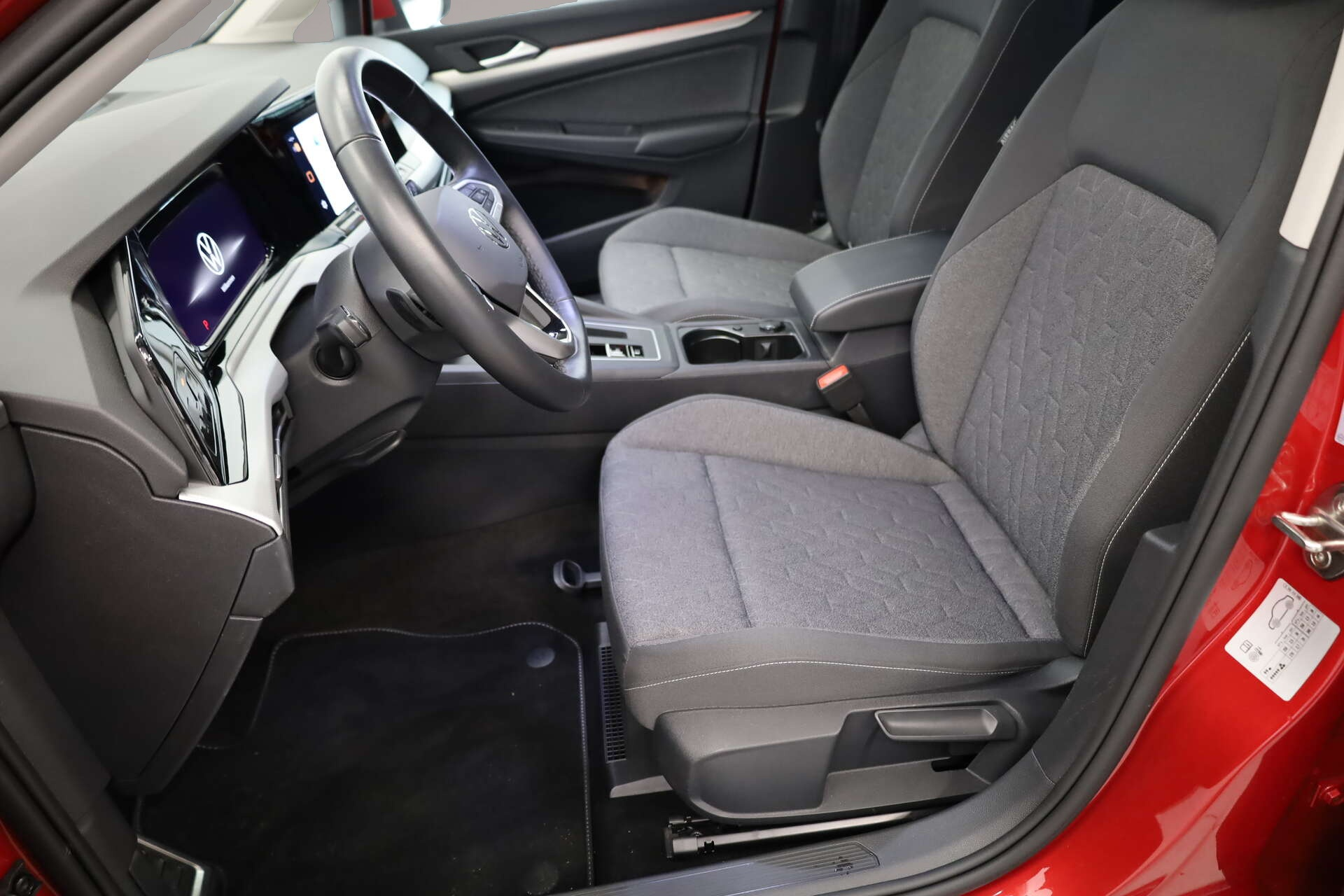 Fotografie des Volkswagen Golf 1.5 eTSI Move