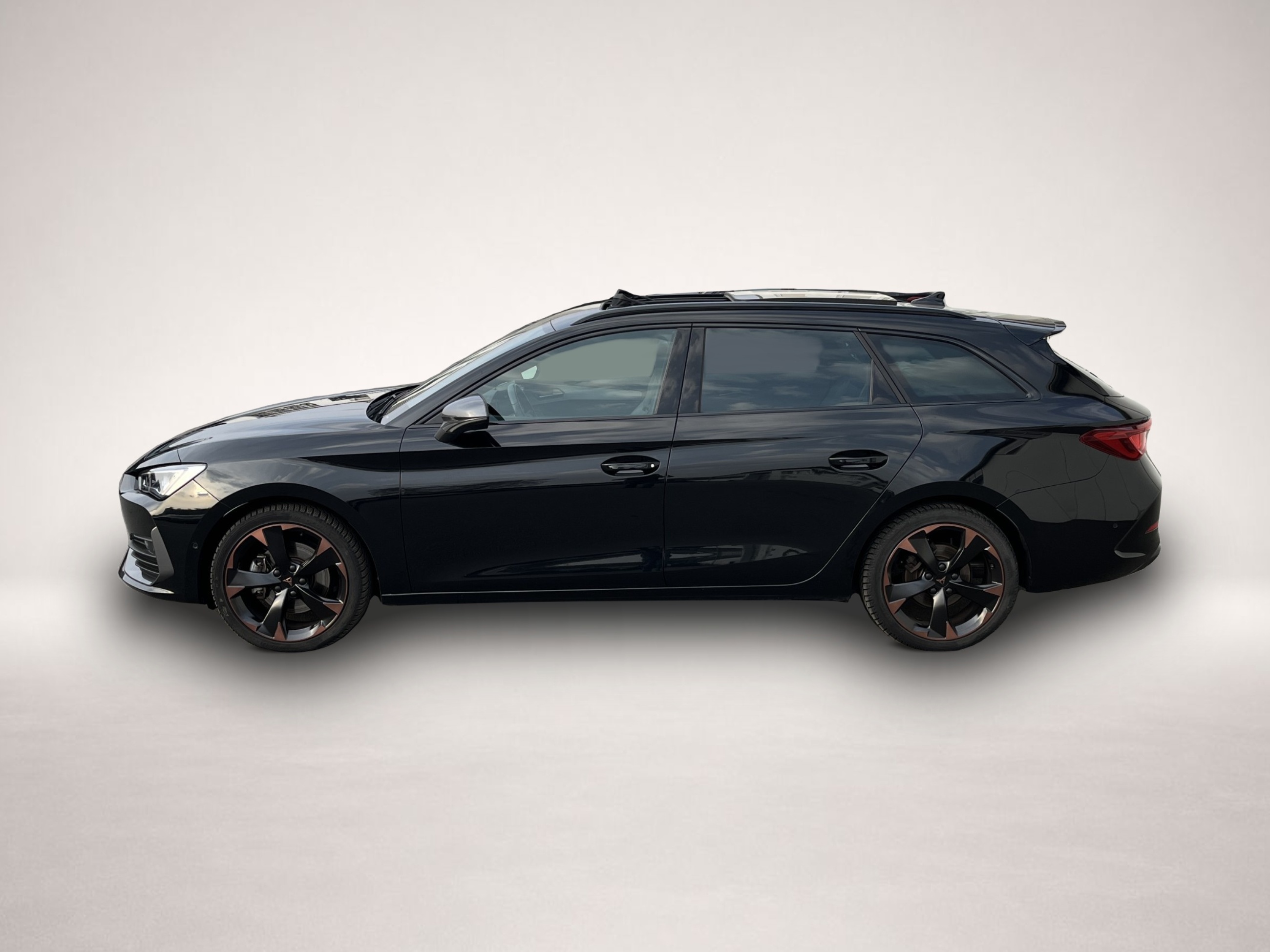 Bild 3 Cupra Leon SP 1.5 TSI DSG 18 Zoll Vorb-AHK PANO RFK Pa