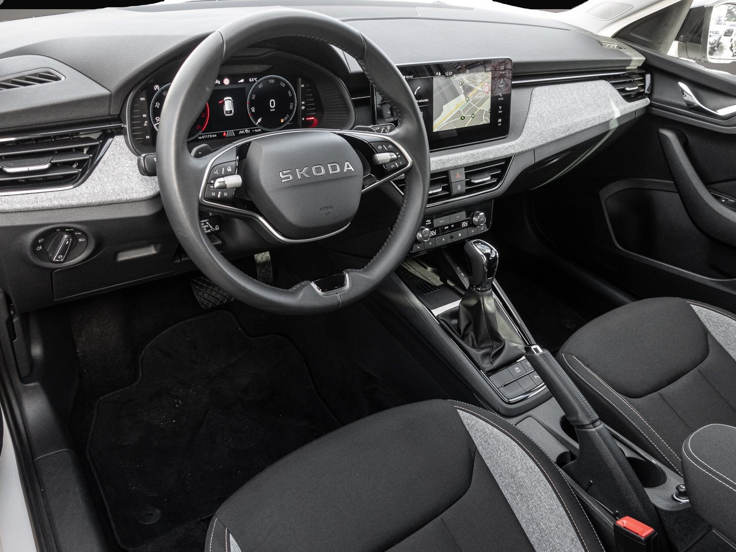 Bild 7 Skoda Scala 1.5 TSI DSG Selection AHK LED NAVI ALU