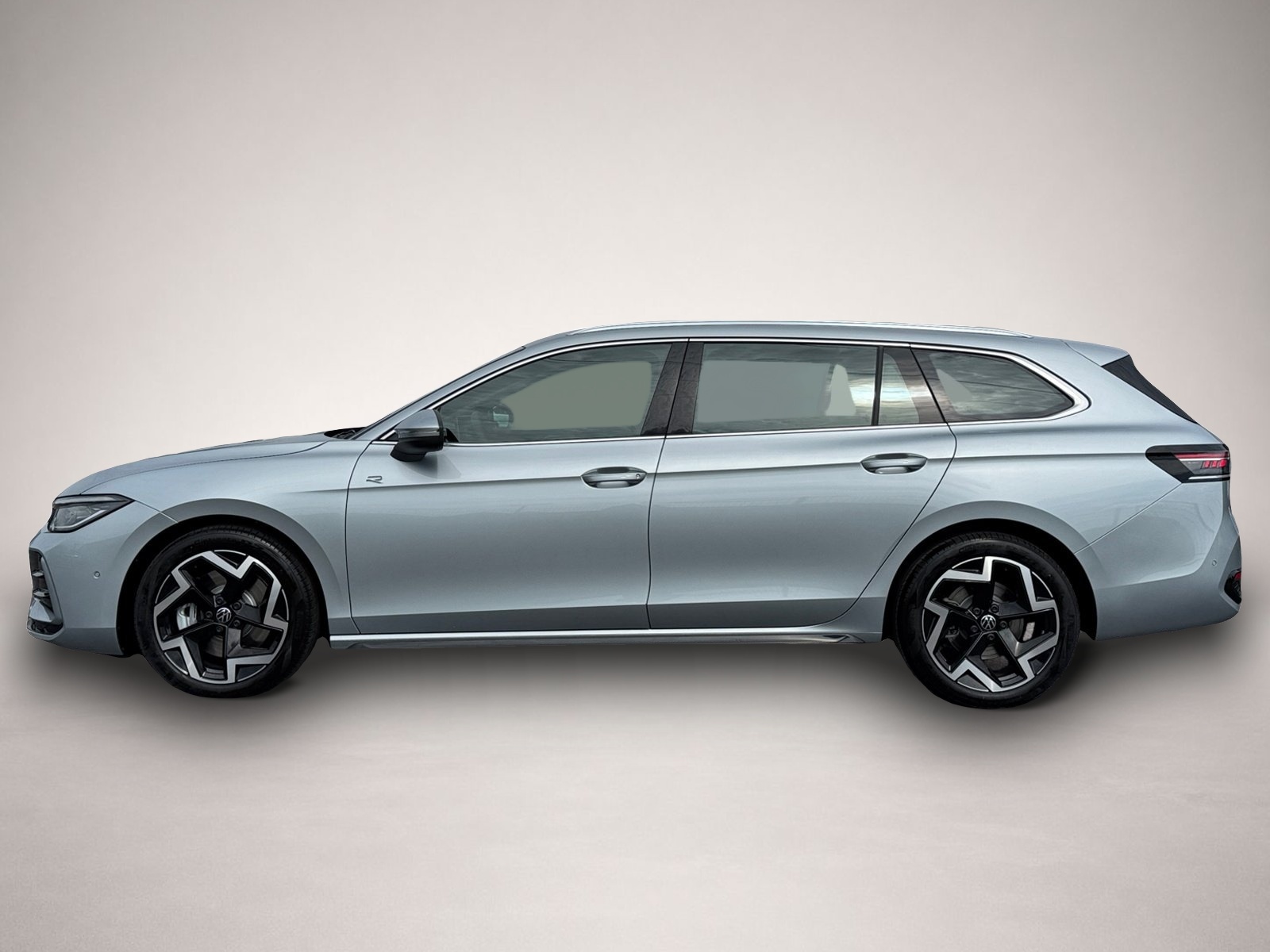 Bild 3 Volkswagen Passat Var. R-Line 4Motion TDI DSG|AHK|eHECK|HUP