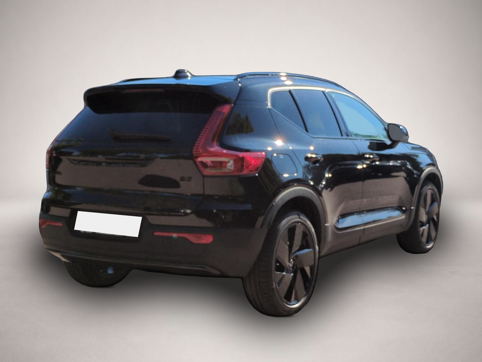 Bild 3 Volvo XC40 B3 (Benzin) Ultra Black Edition 2WD Automat