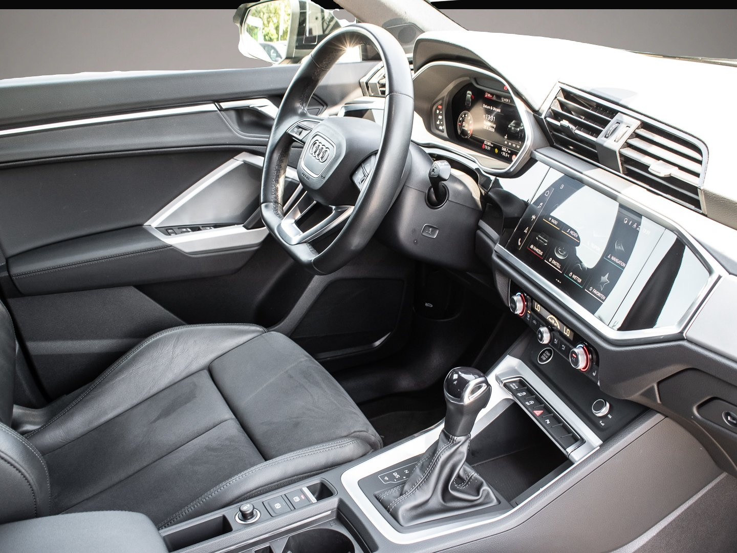 Bild 5 Audi Q3 Sportback 35 TFSI S-tronic LED Virtuell Navi