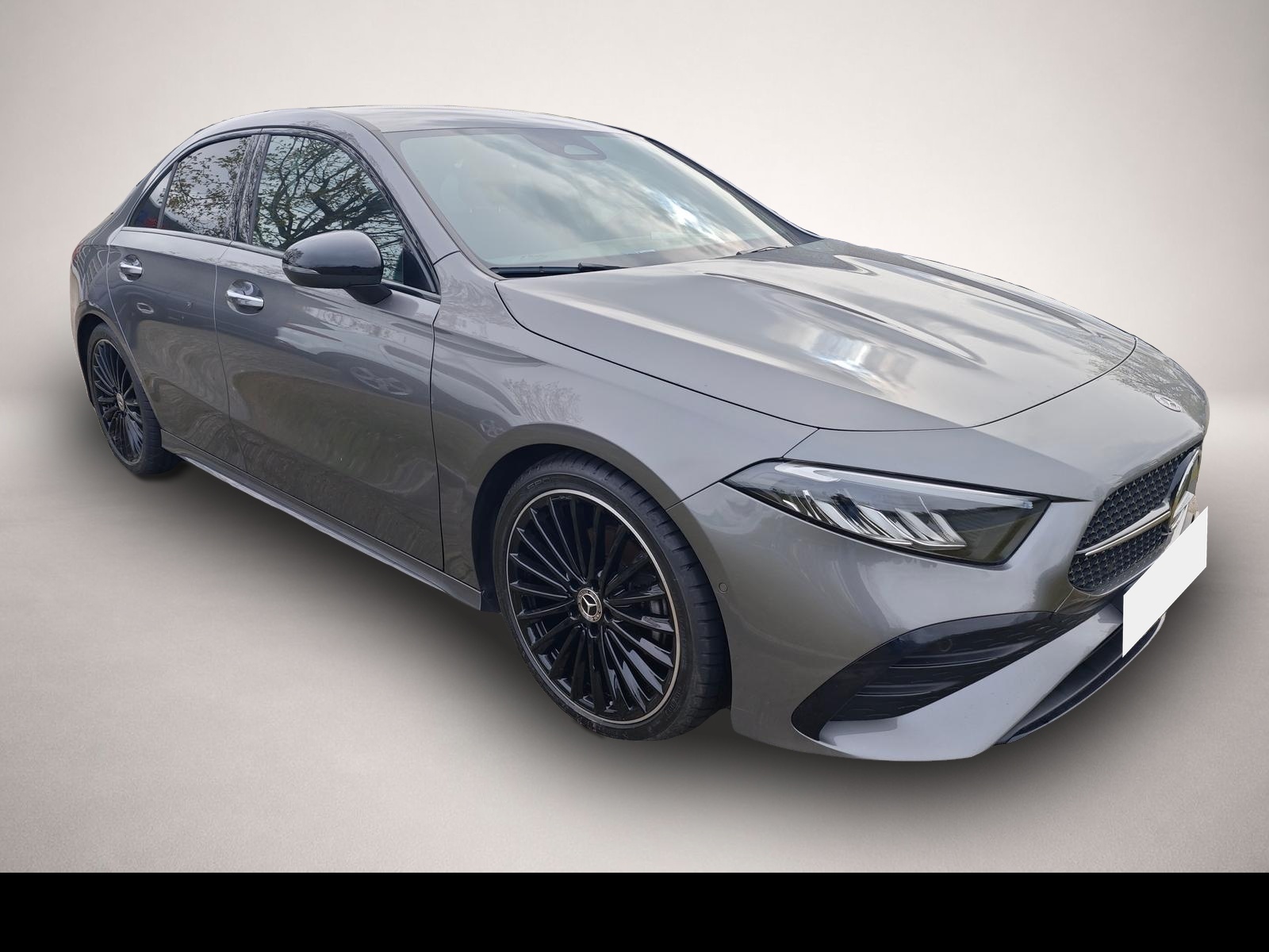 Bild 3 Mercedes-Benz A 180 A180 CDI AMG Line NIGHT Burmester UVM Limousine