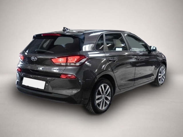 Bild 2 Hyundai i30 YES! Navi Apple CarPlay Android Auto Mehrzon