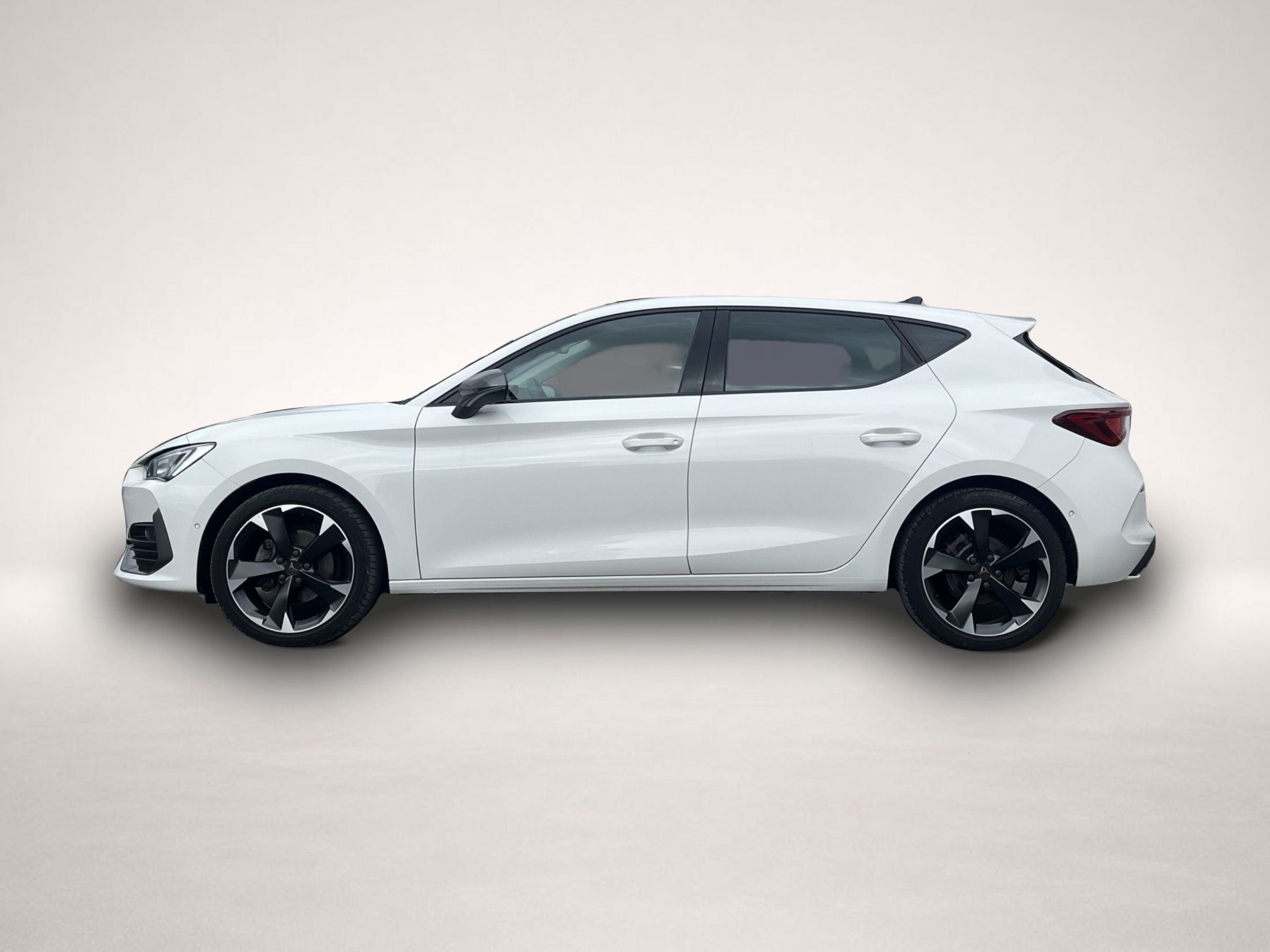 Fotografie Cupra Leon 1.5 TSI DSG 150¤ m.20% Anz. Navi ACC LED Ke