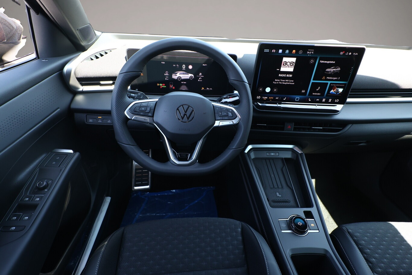 Bild 6 Volkswagen T-Roc R-Line EasyO 5JGar Kam SHZ PrivG ParkAss+