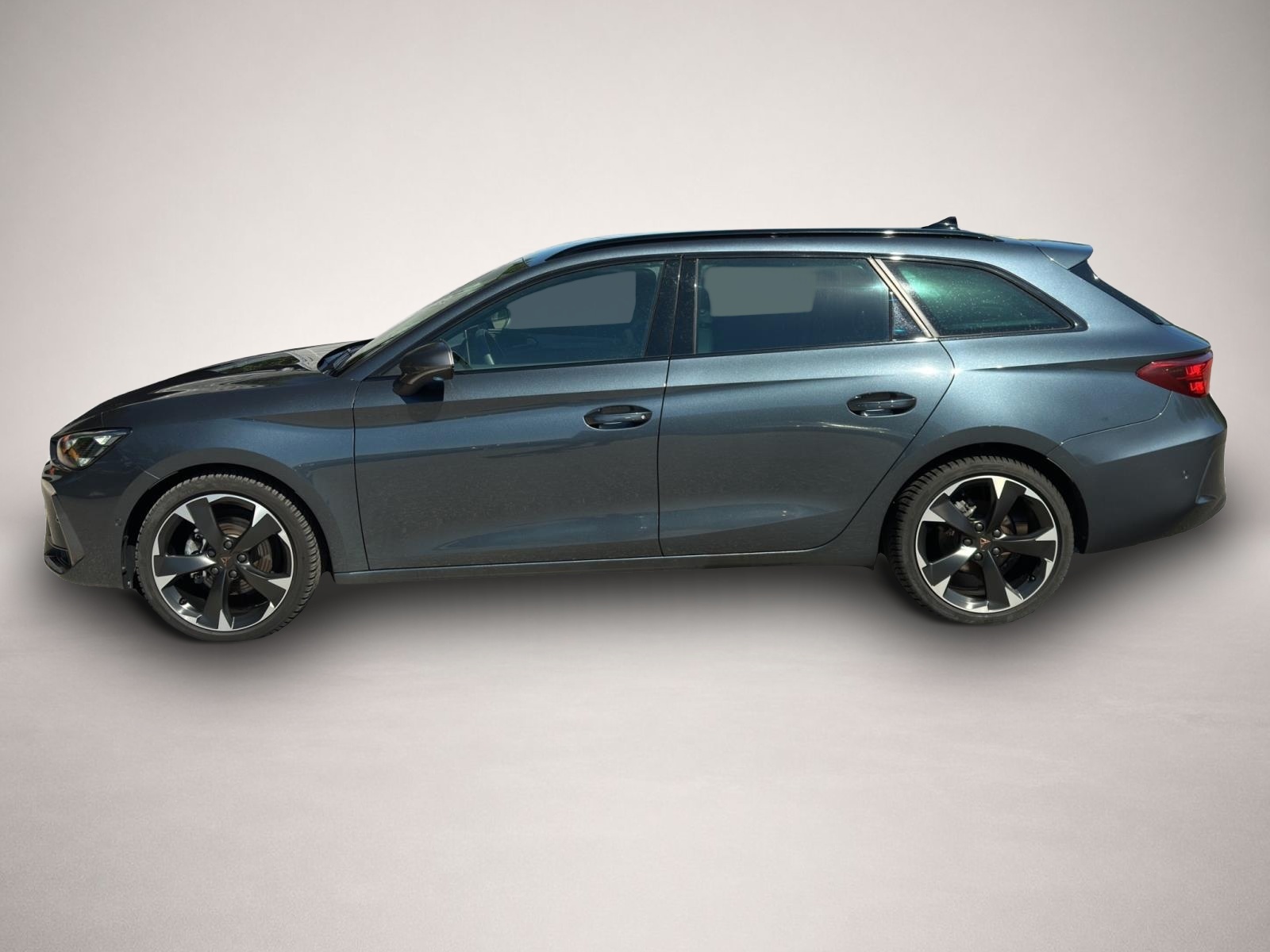 Fotografie 3 des Cupra Leon SP 1.5 eTSI DSG AB248EUR NAVI REAR VIEW SHZ