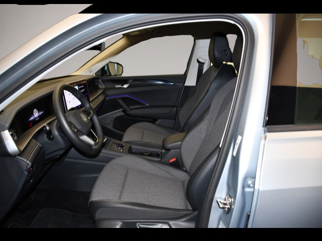 Fotografie des Volkswagen Tayron 2.0 TDI 4M DSG Life Matrix/DCC/AHK/ACC/7.