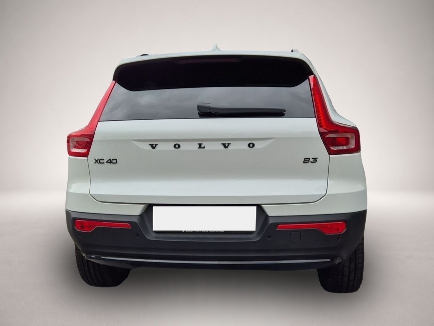 Bild 5 Volvo XC40 B3 B DKG Plus Black Edition