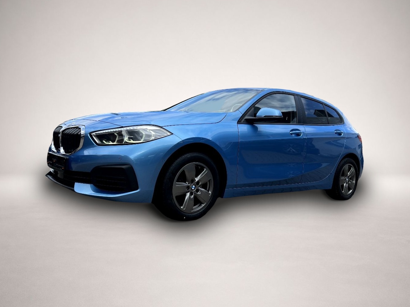 Fotografie 1 des BMW 116 116d Advantage *LED Navi AHK Pano-SD DAB Kamera*