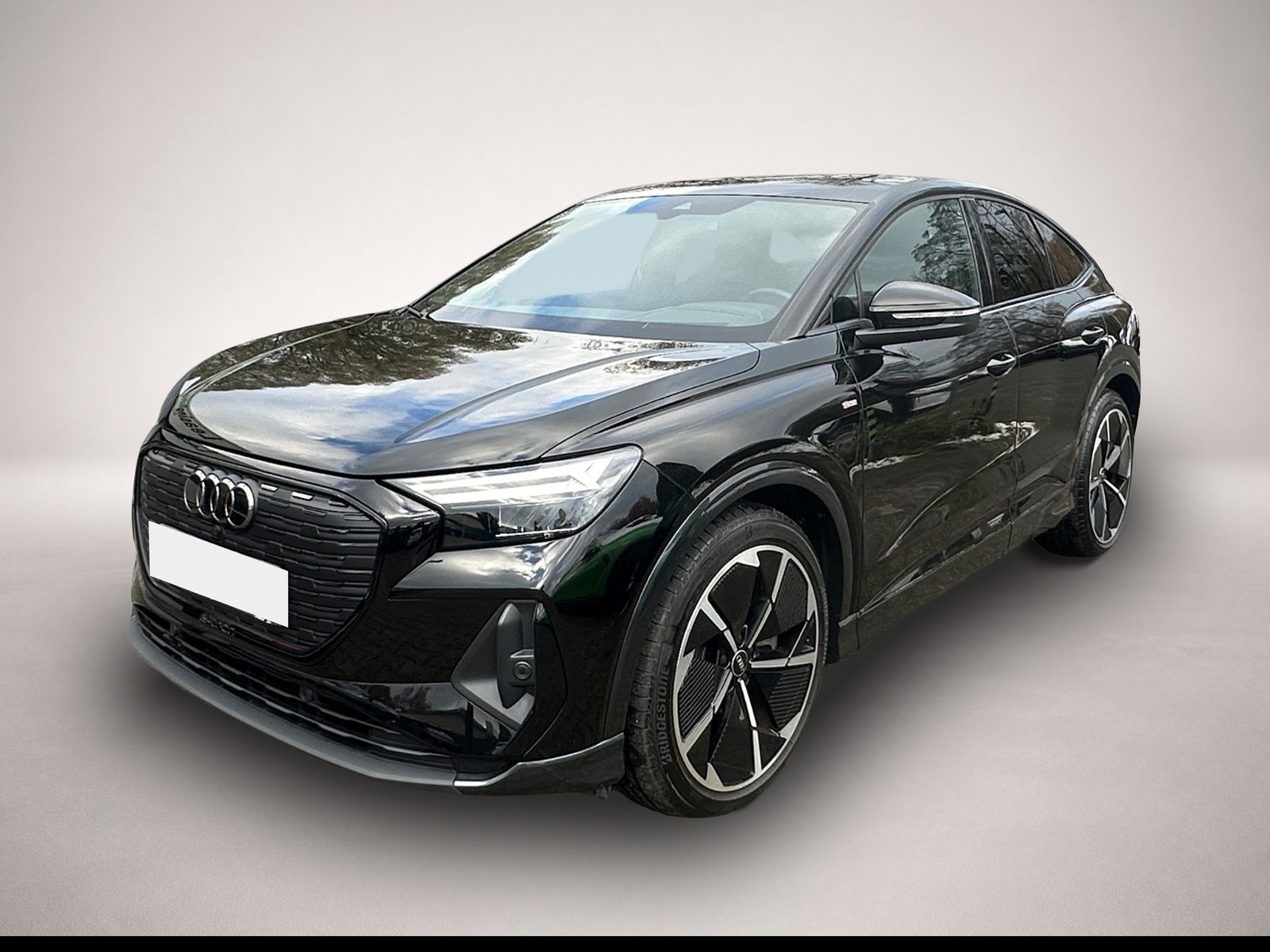 Vehicle image 0