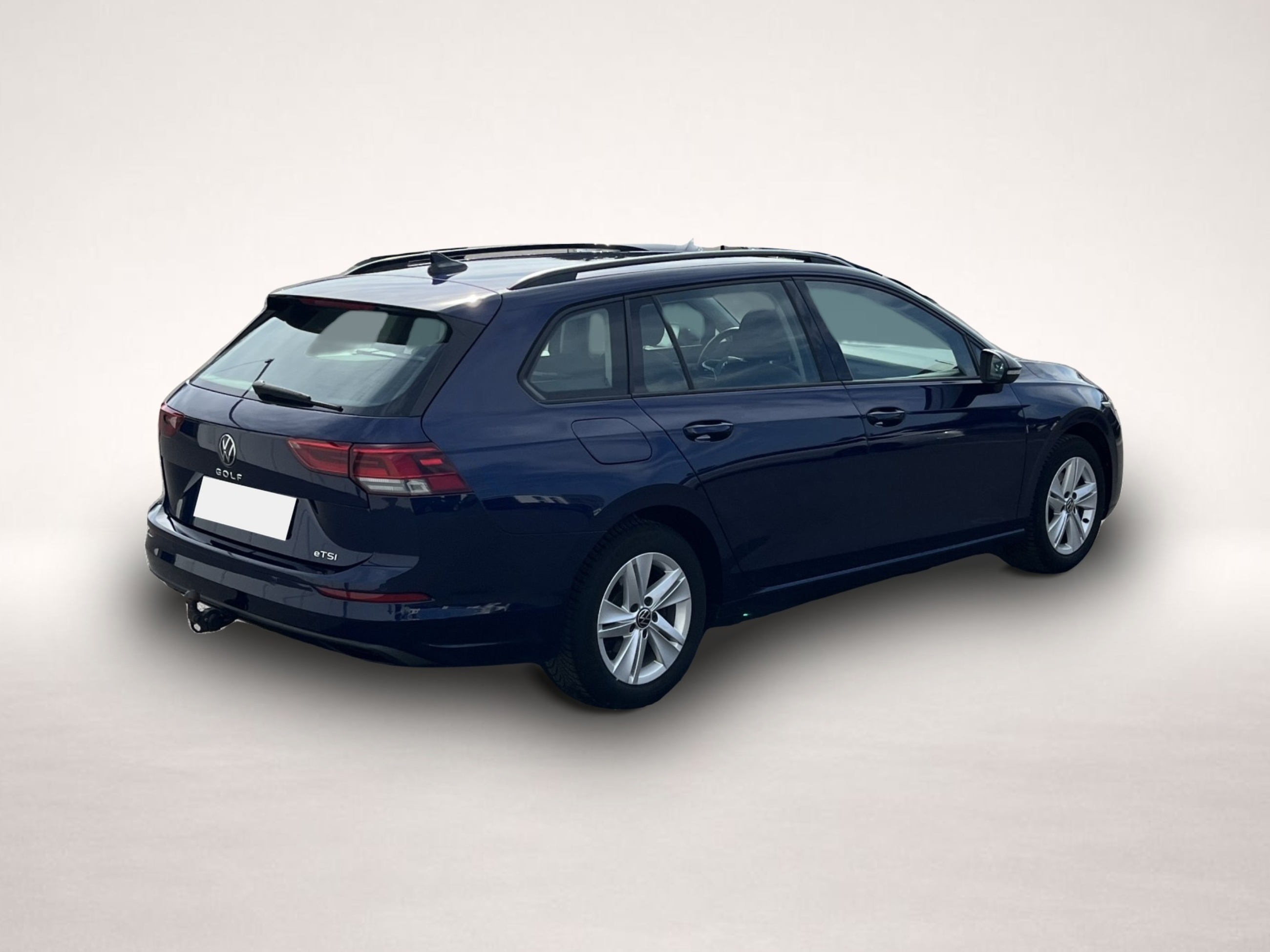 Bild 6 Volkswagen Golf Variant 1.5 TSI DSG Life AHK Navi TravelAss