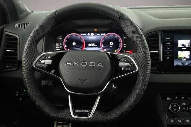 Fotografie 4 des Skoda Karoq Sportline Karoq 1.5 TSI DSG Sportline, Pano, AH.