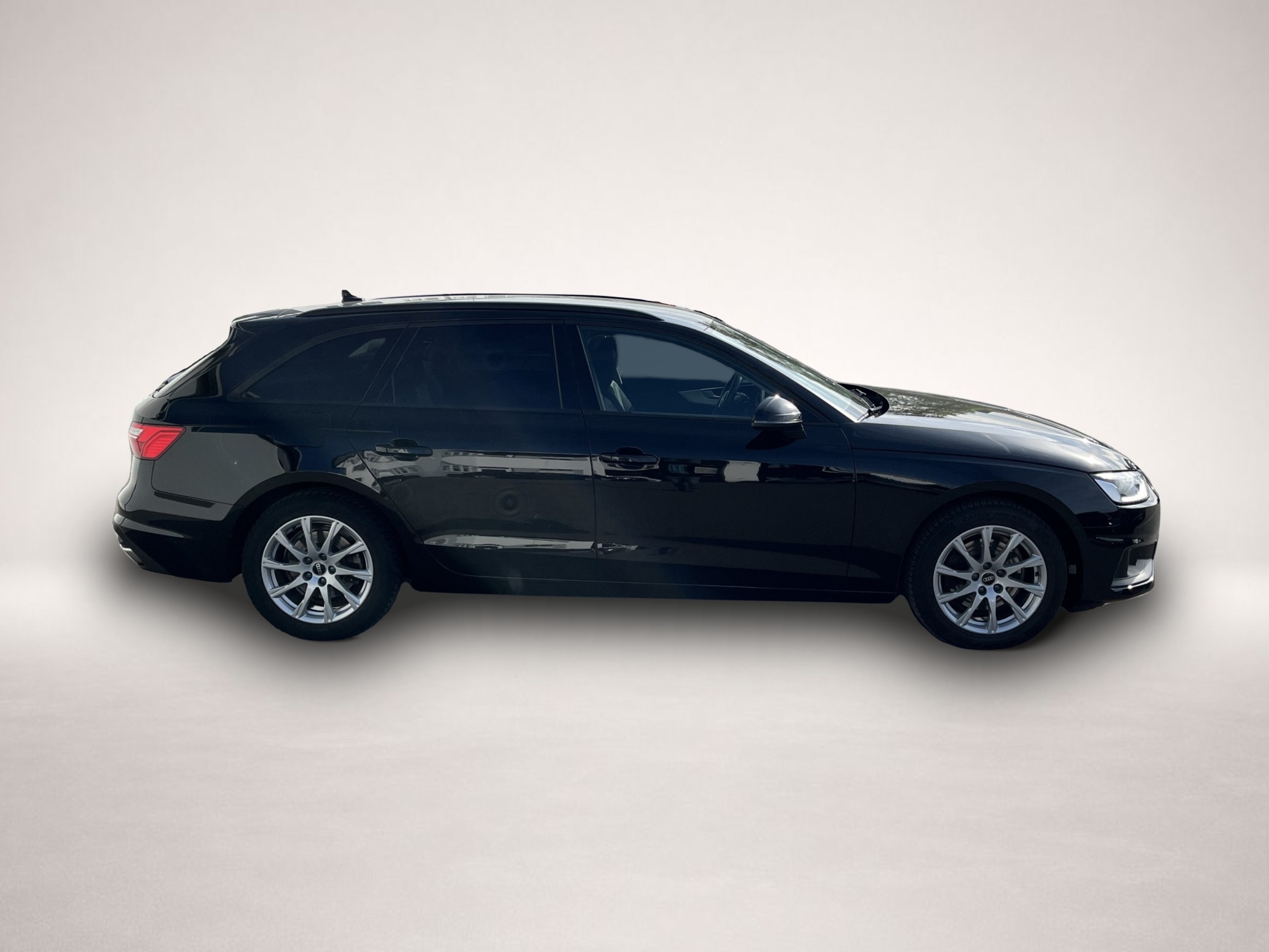 Bild 3 Audi A4 Avant 35 2.0 TFSI S tronic 131¤ m.20% Anz. Na