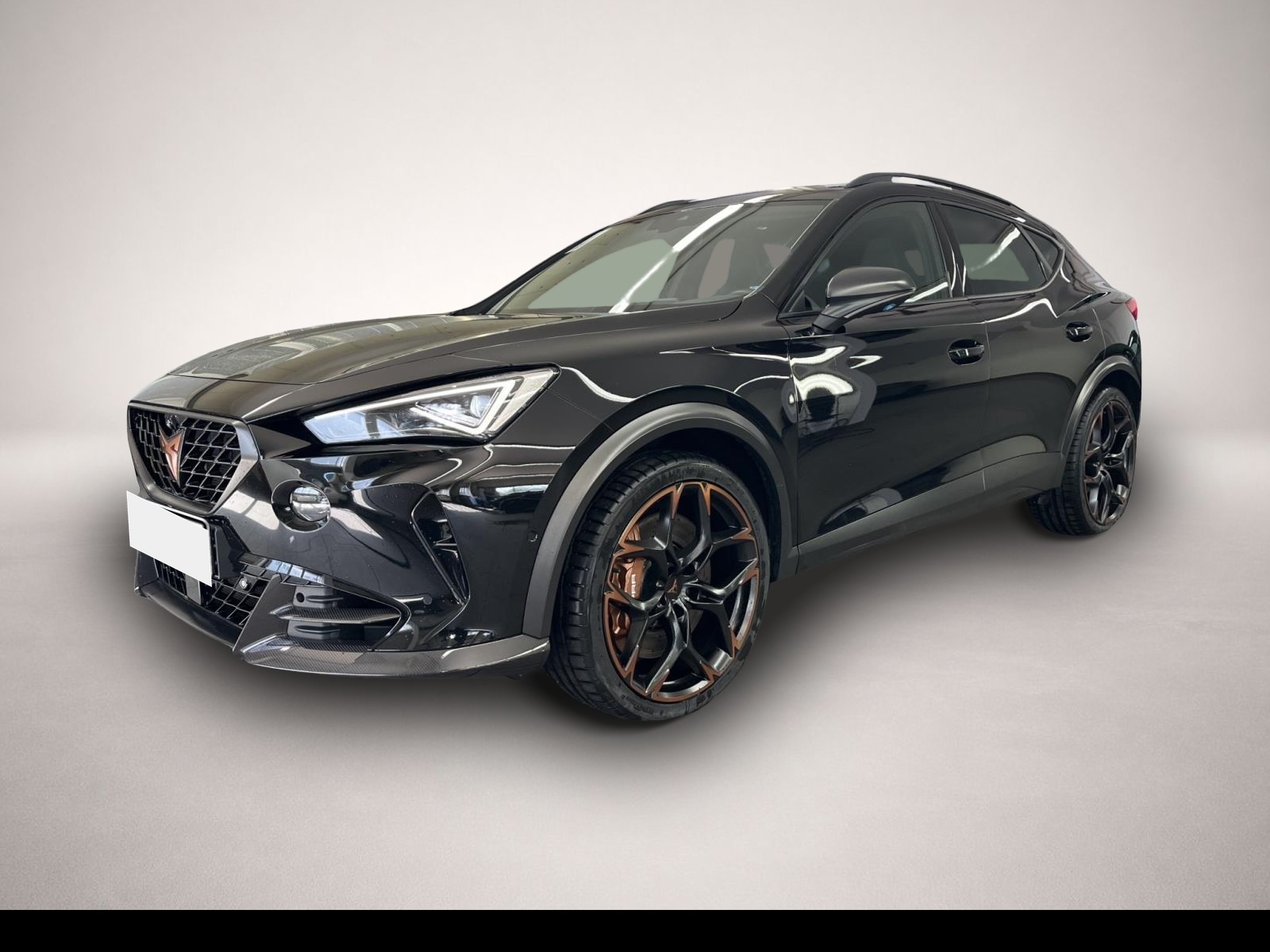 Fotografie Cupra Formentor 2.5 TSI DSG 4Dr AB 298EUR VZ5 PANO 360
