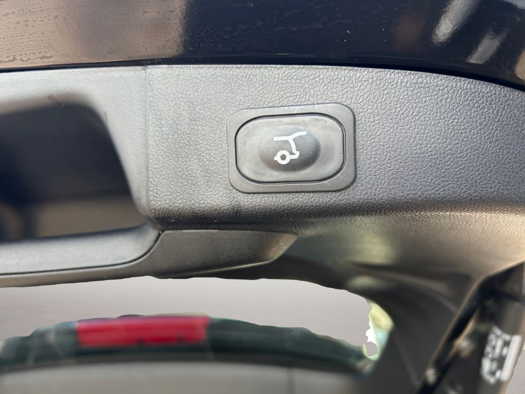 Fotografie 2 des Ford Focus Turnier 1.0 EcoBoost Hybrid TITANIUM X