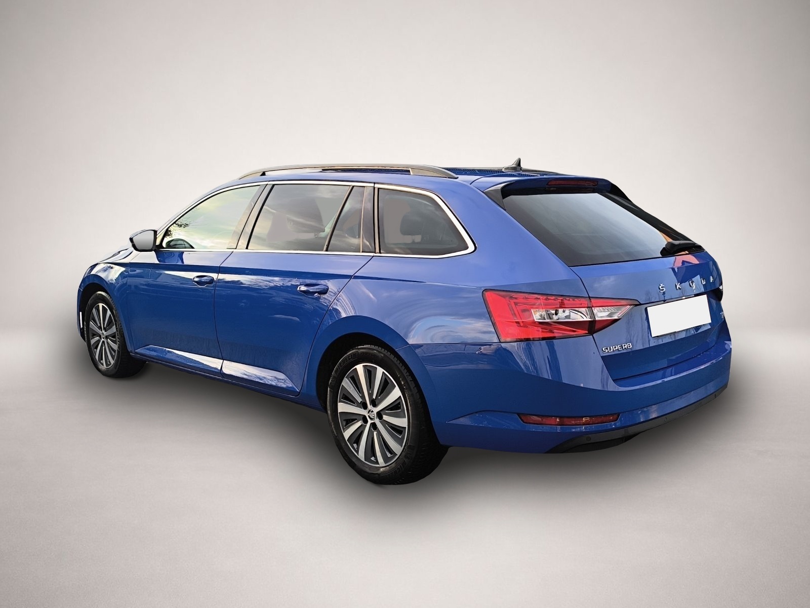 Bild 5 Skoda Superb Combi 1.4 electric/TSI Ambition iV NAVI S