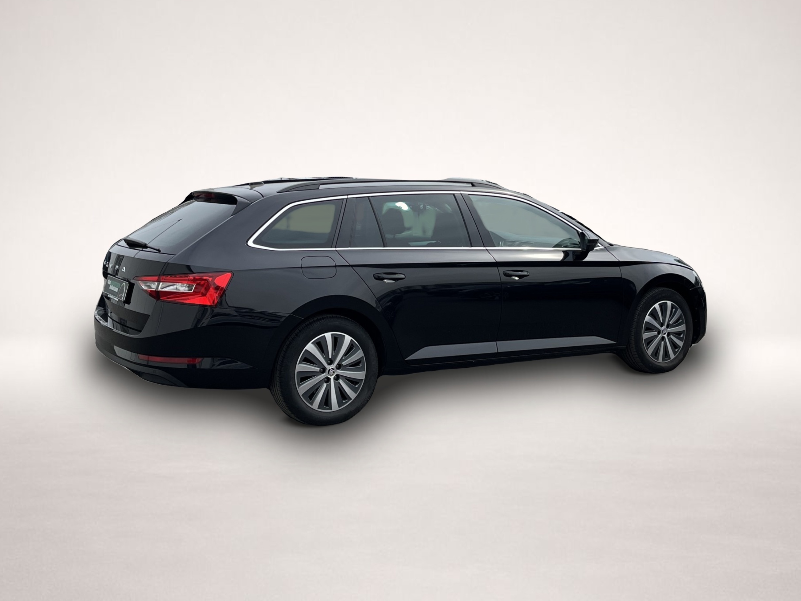 Bild 5 Skoda Superb Combi 2.0 TDI DSG Ambition 175¤ m.20% Anz