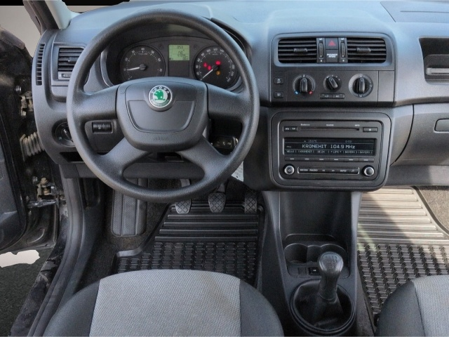 Bild 5 Skoda Fabia Cool Edition 1.2*Klimaanlage CD-Radio+AUX