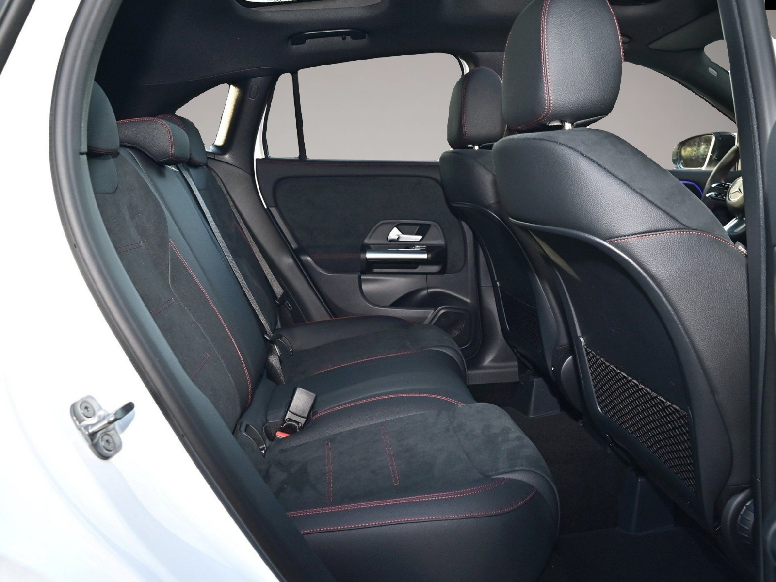 Fotografie 4 des Mercedes-Benz GLA 200