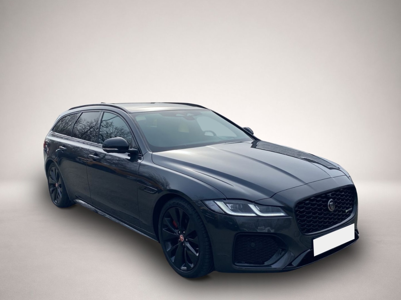 Bild 6 Jaguar XF Sportbrake R-Dynamic AWD Dynamic Black