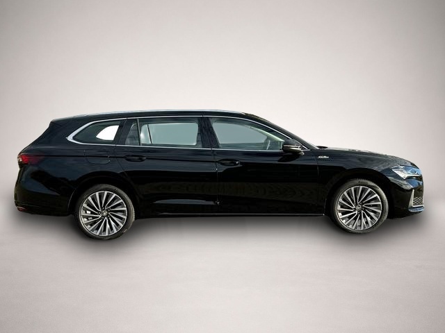 Fotografie 5 des Skoda Superb L&K Laurin & Klement DSG+4WD+ NAVI+CANTON+MATRI.