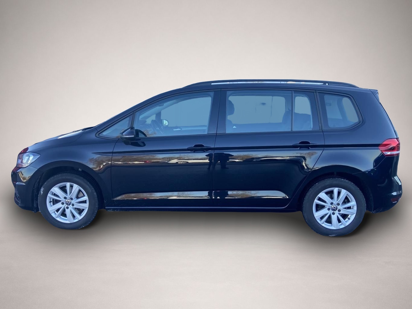 Fotografie 2 des Volkswagen Touran 1.5 TSI Comfortline 7-SITZER AHK+VIRTUAL-