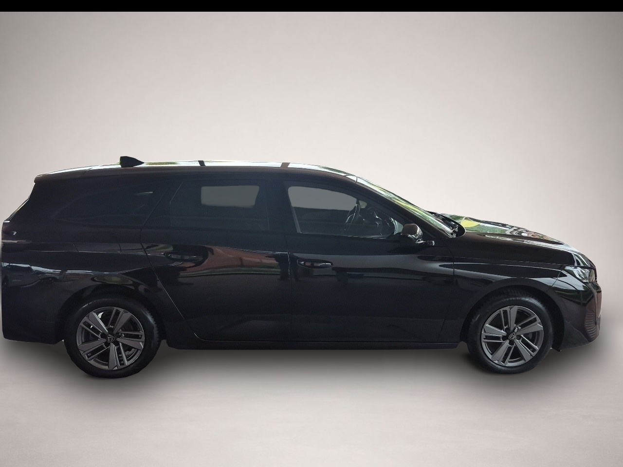 Fotografie 7 des Peugeot 308 SW Allure 1.2 130 SHZ Navi Kamera PDC v+h