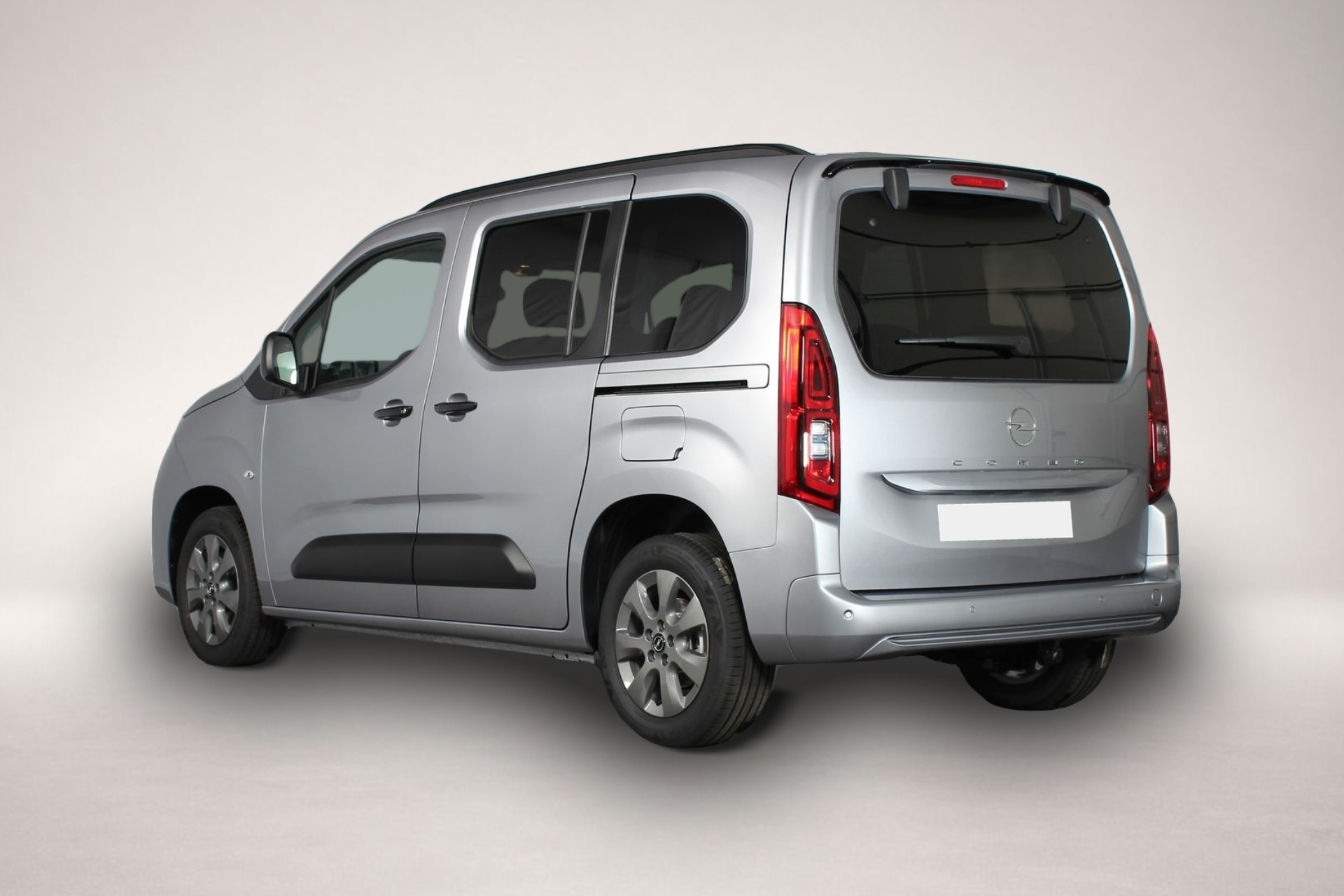 Fotografie des Opel Combo Edition 1.5 Diesel 75 kW (102 PS) MT-6 S/S