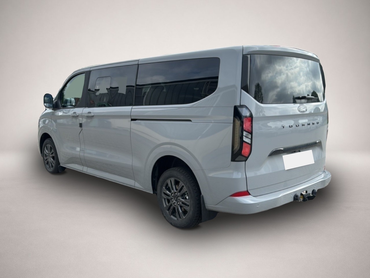 Fotografie 4 des Ford Tourneo Custom TITANIUM 320 L2 NAVI / AHK / STD-