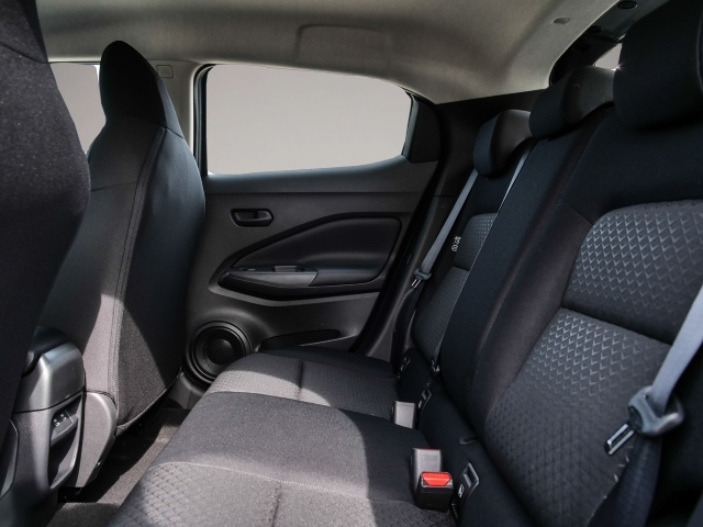 Bild 6 Nissan Juke Acenta 1.0 DIG-T 114PS 6MT Komfort-Paket Ni