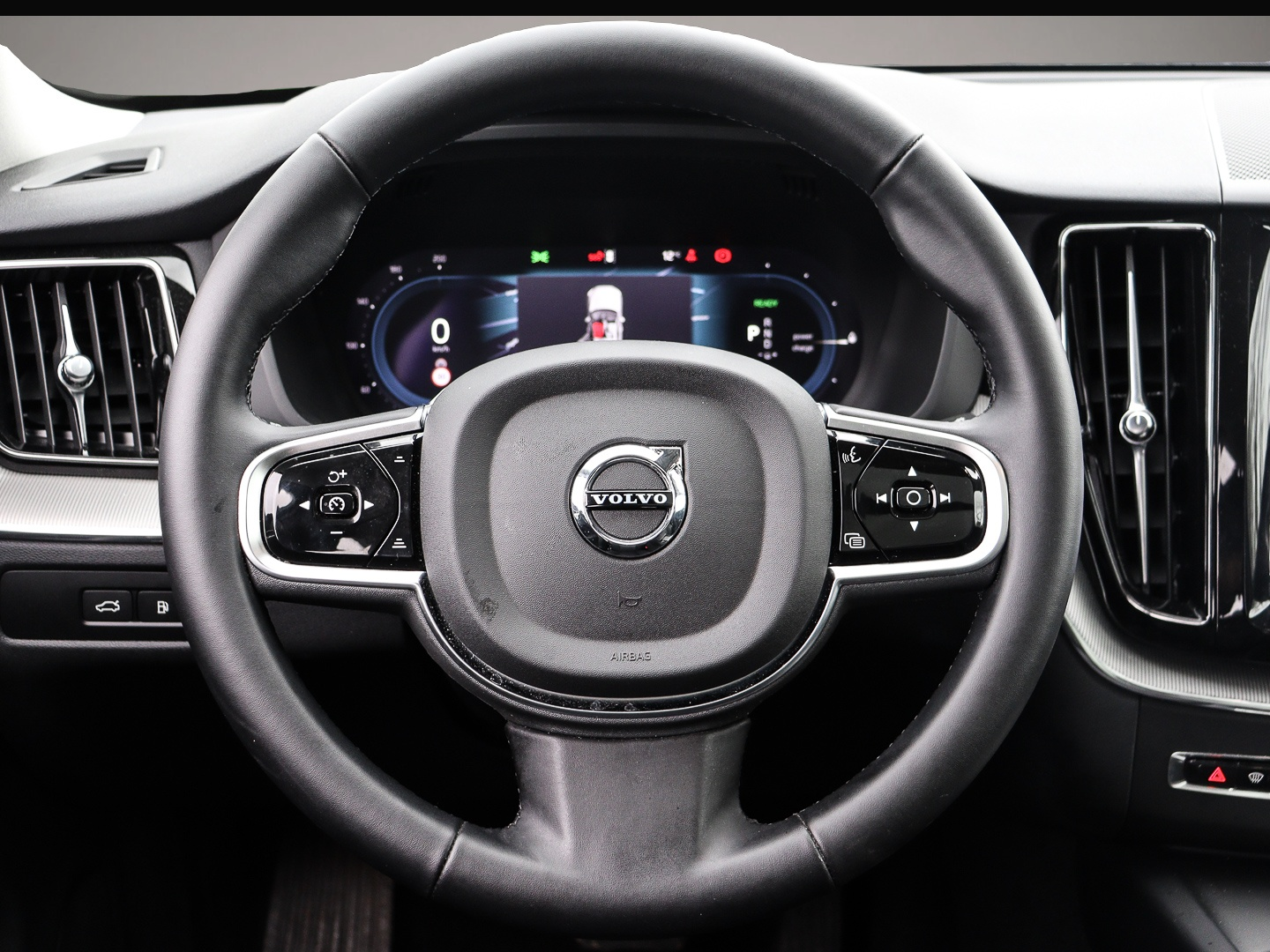 Bild 5 Volvo XC60 Plus Dark Recharge Plug-In Hybrid AWD T8 Tw
