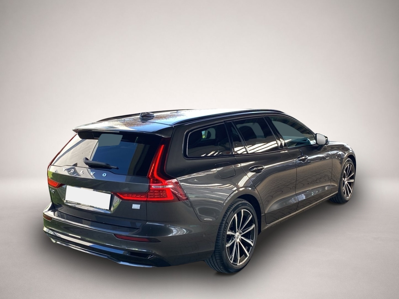 Fotografie 5 des Volvo V60 Kombi T8 Plus Dark Recharge WiPa*LED*Navi*DA