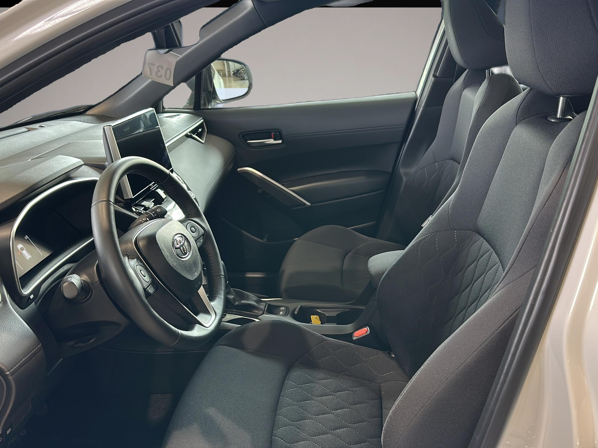 Fotografie 5 des Toyota Corolla Cross Hybrid AWD Team Deutschland Navi L