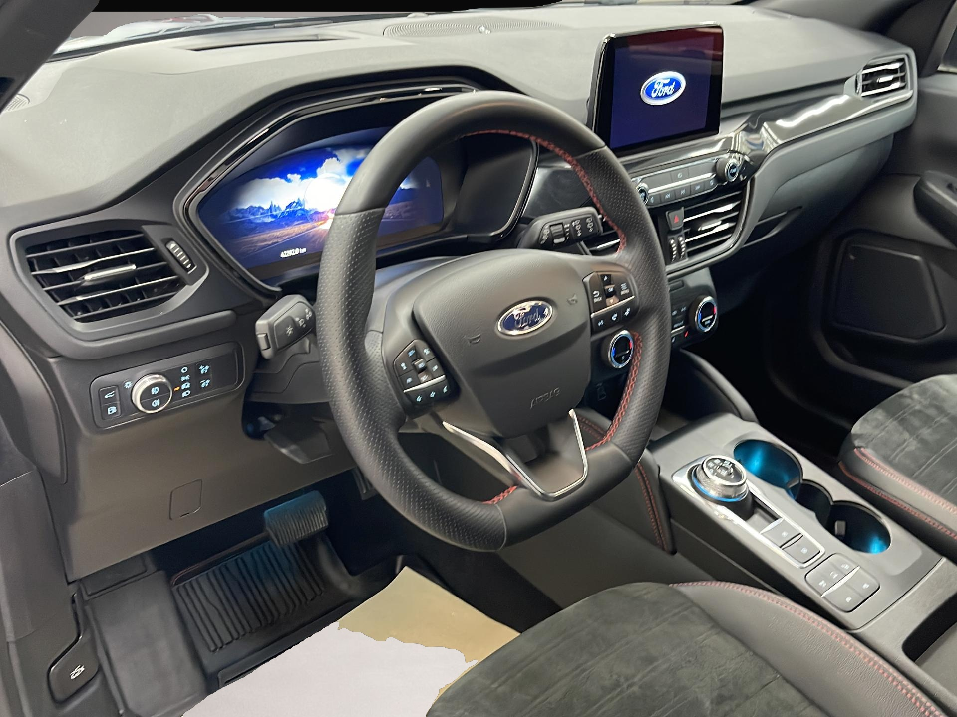 Bild 5 Ford Kuga Plug-In Hybrid ST-Line X Sportpaket Bluetoo
