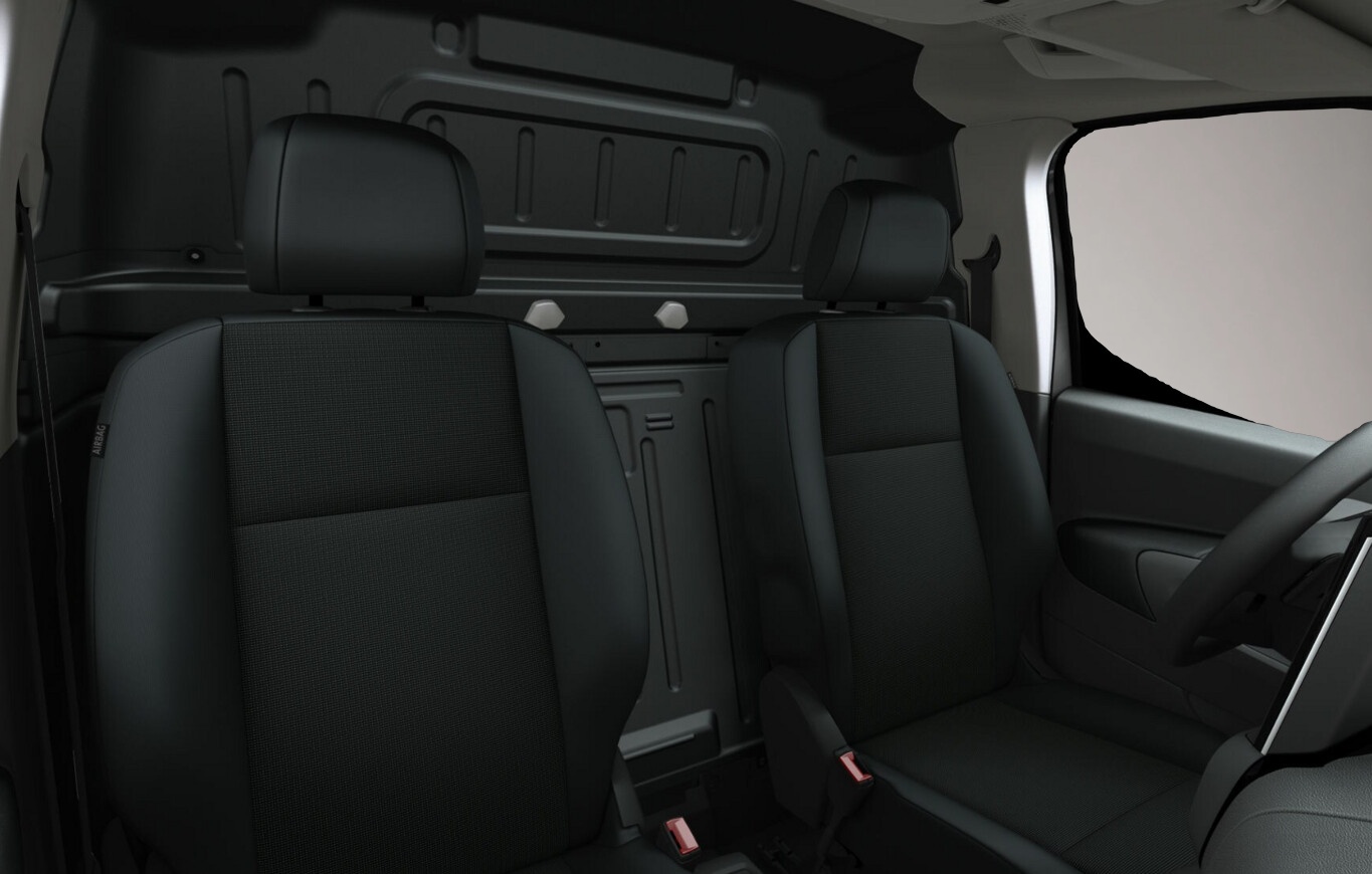 Bild 5 Opel Combo XL AT8CarPlay Kam SichtP Gummiboden