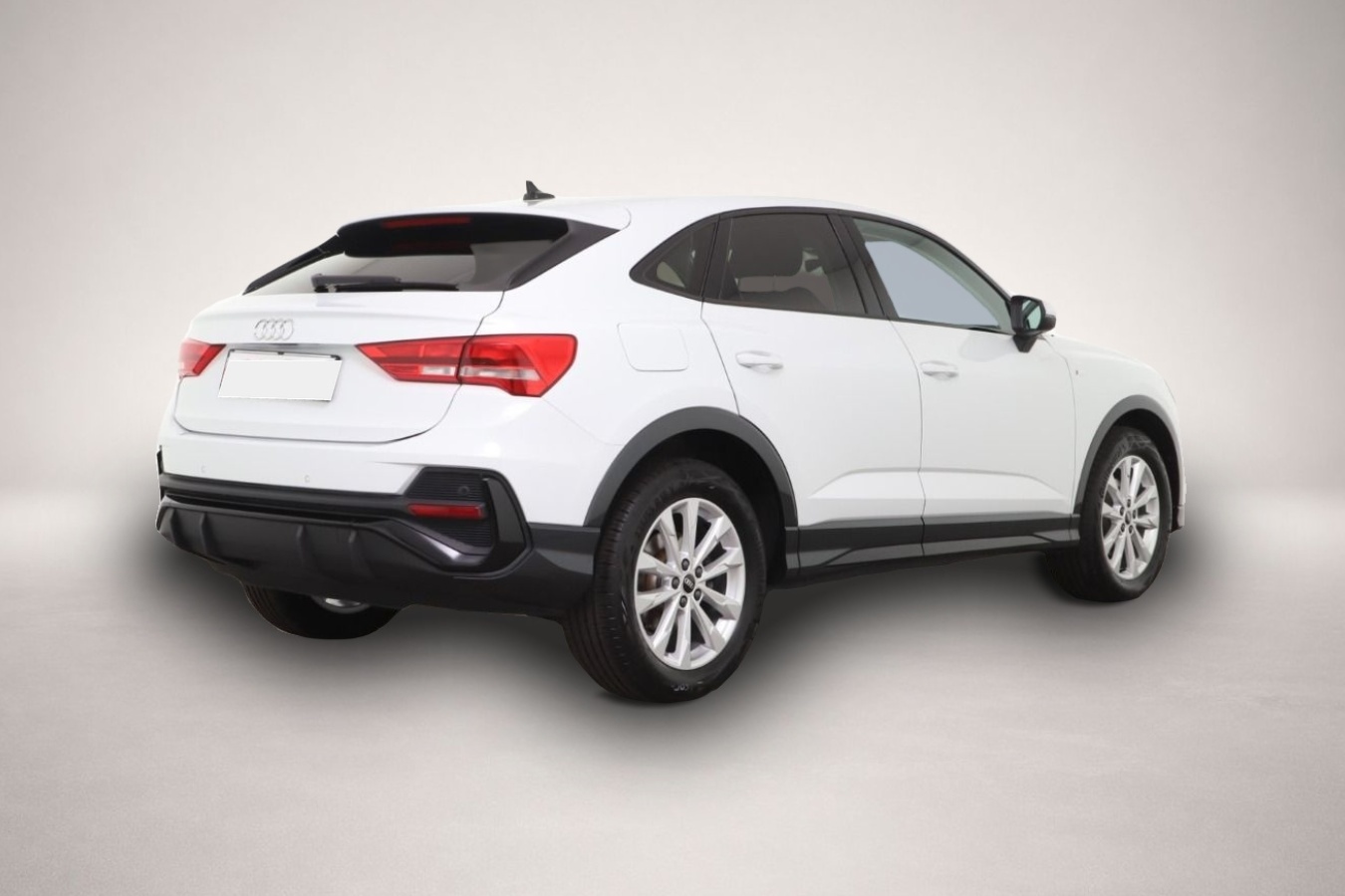 Bild 2 Audi Q3 Sportback 35 TFSI S tronic S line Navi+/AHK/1