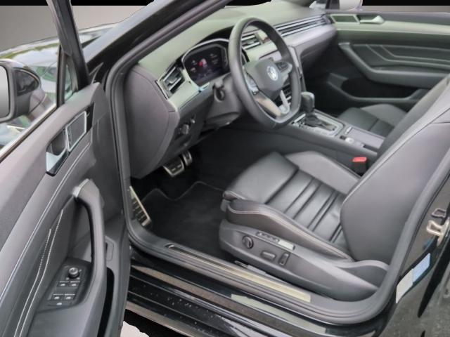 Bild 4 Volkswagen Passat Variant R-LINE 4Mot TDI*StandHzg Panodach