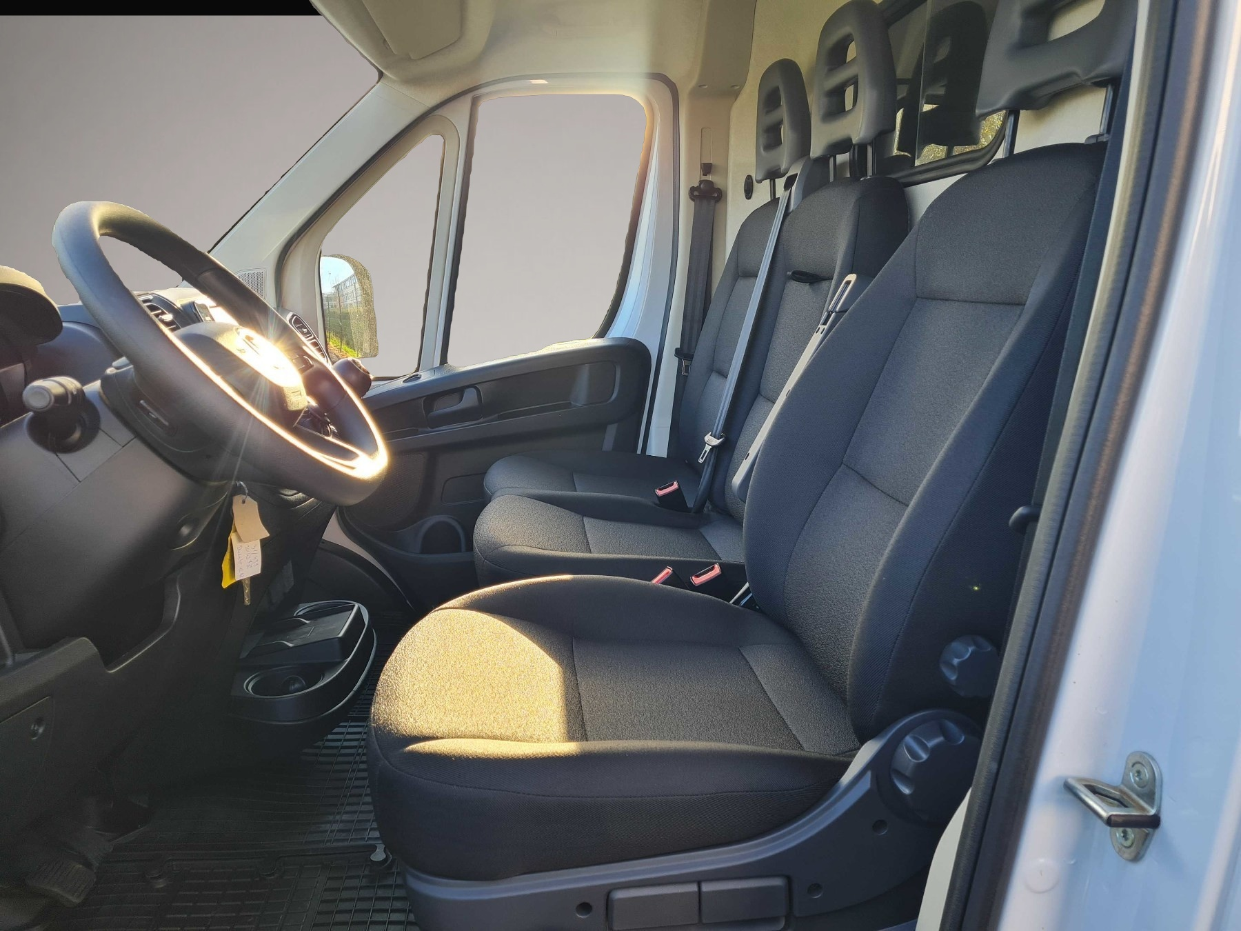Bild 4 Fiat Other Ducato Maxi L4H2 140,Klima,260°Tr,Tp-mat,USB,PDC