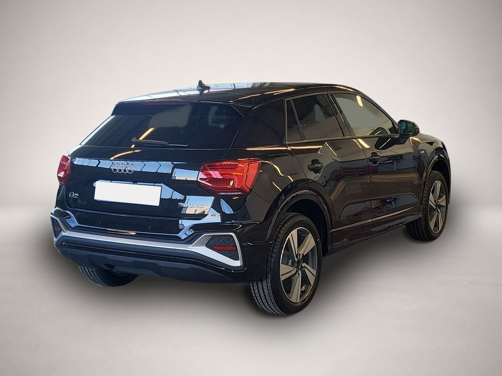 Bild 5 Audi Q2 S line 35 TFSI S tronic S LINE MATRIX PANO NA