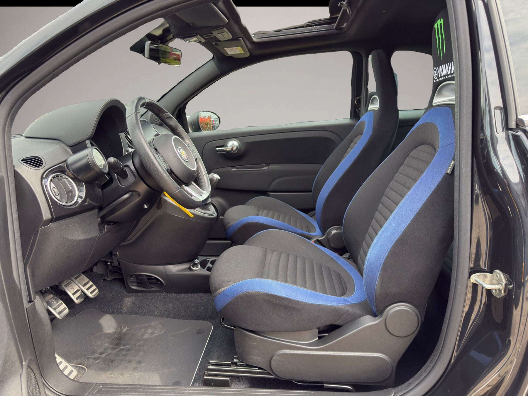 Bild 4 Abarth 500 595 1.4 T-Jet SM Monster Energy Yamaha