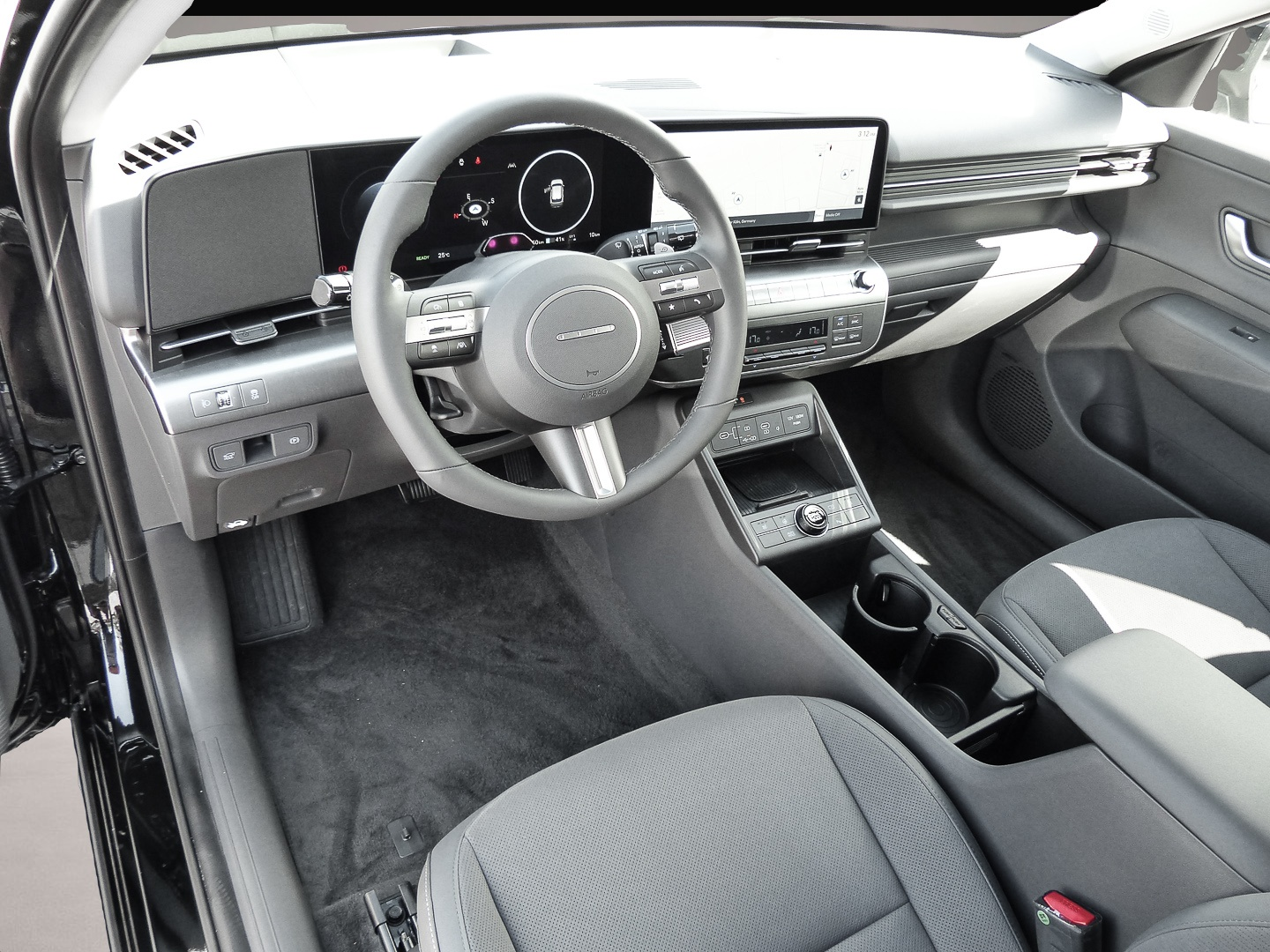 Bild 4 Hyundai KONA Prime 65 kWh Technik-Paket Glas-Schiebdach