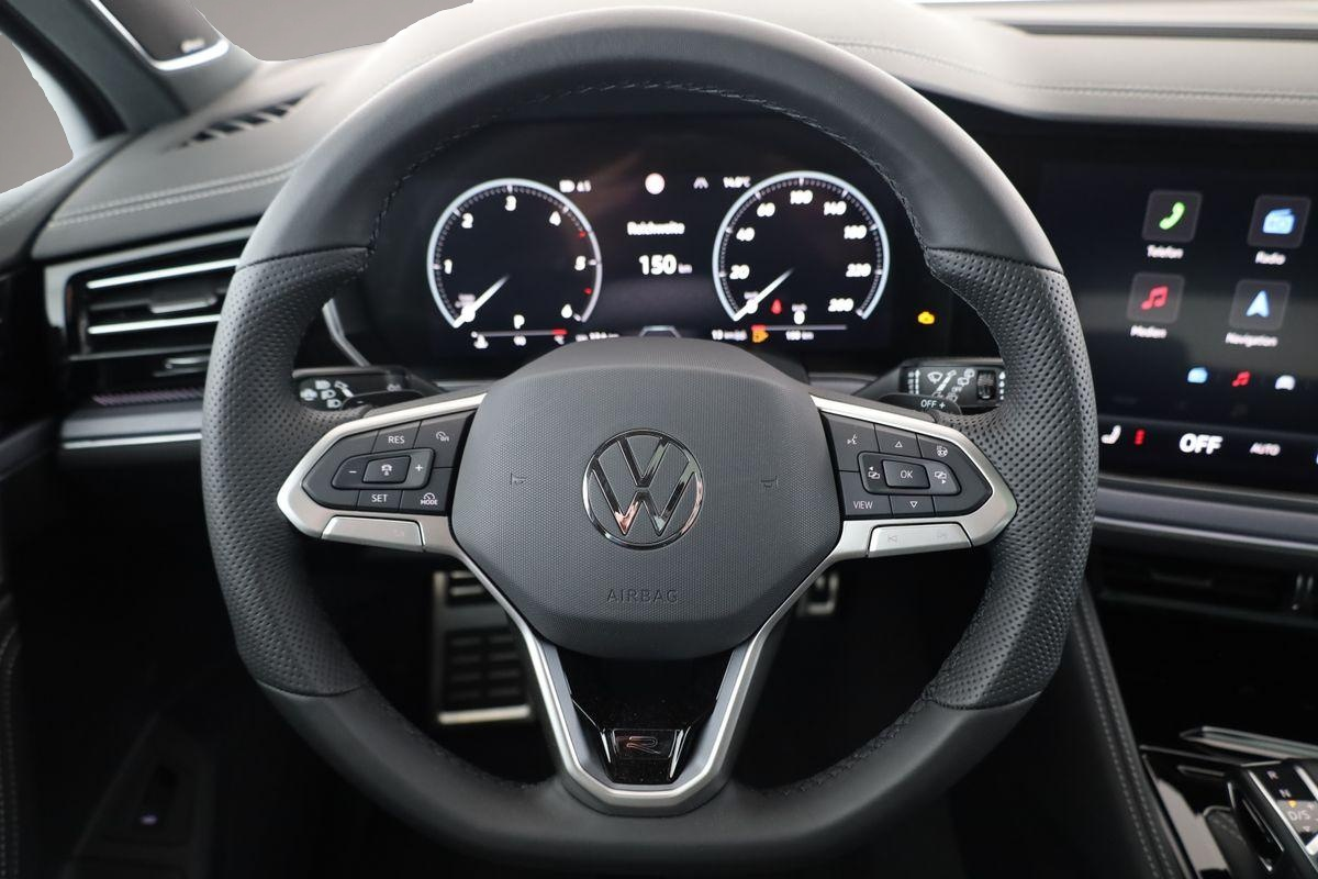 Bild 6 Volkswagen Touareg 3.0 TDI V6 R-LINE Black Final Edition, H