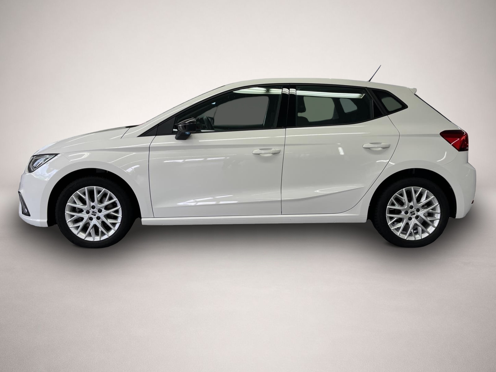 Bild 3 Seat Ibiza 1.0 TSI FR NAVI DAB REAR VIEW SHZ