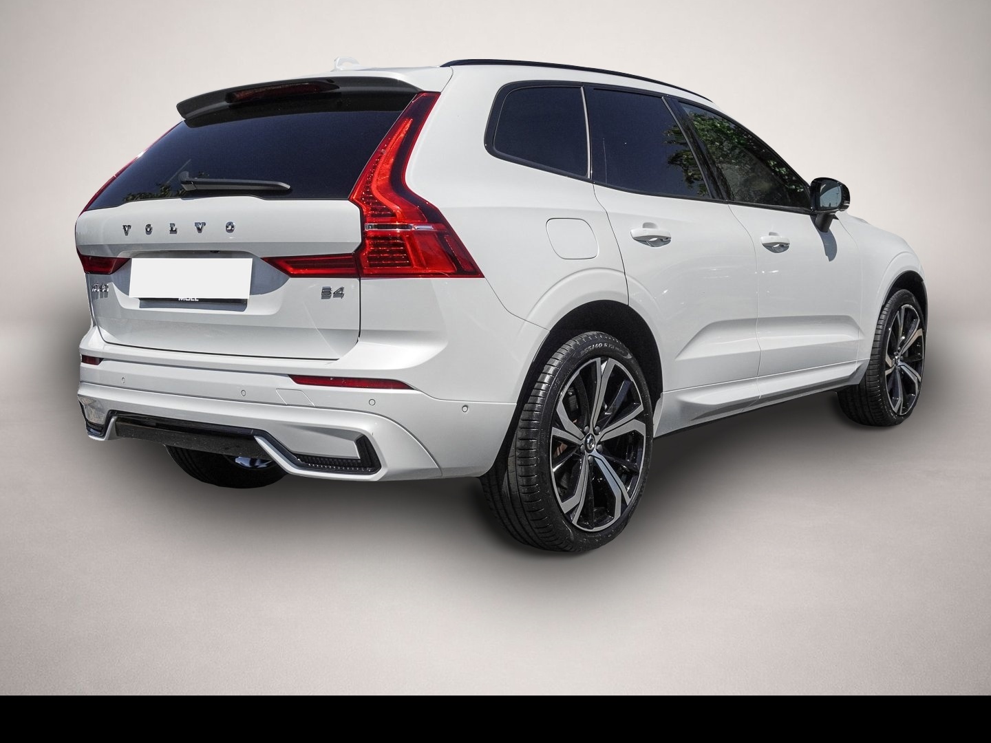 Bild 3 Volvo XC60 B4 2WD Plus Dark AHK LED Pano