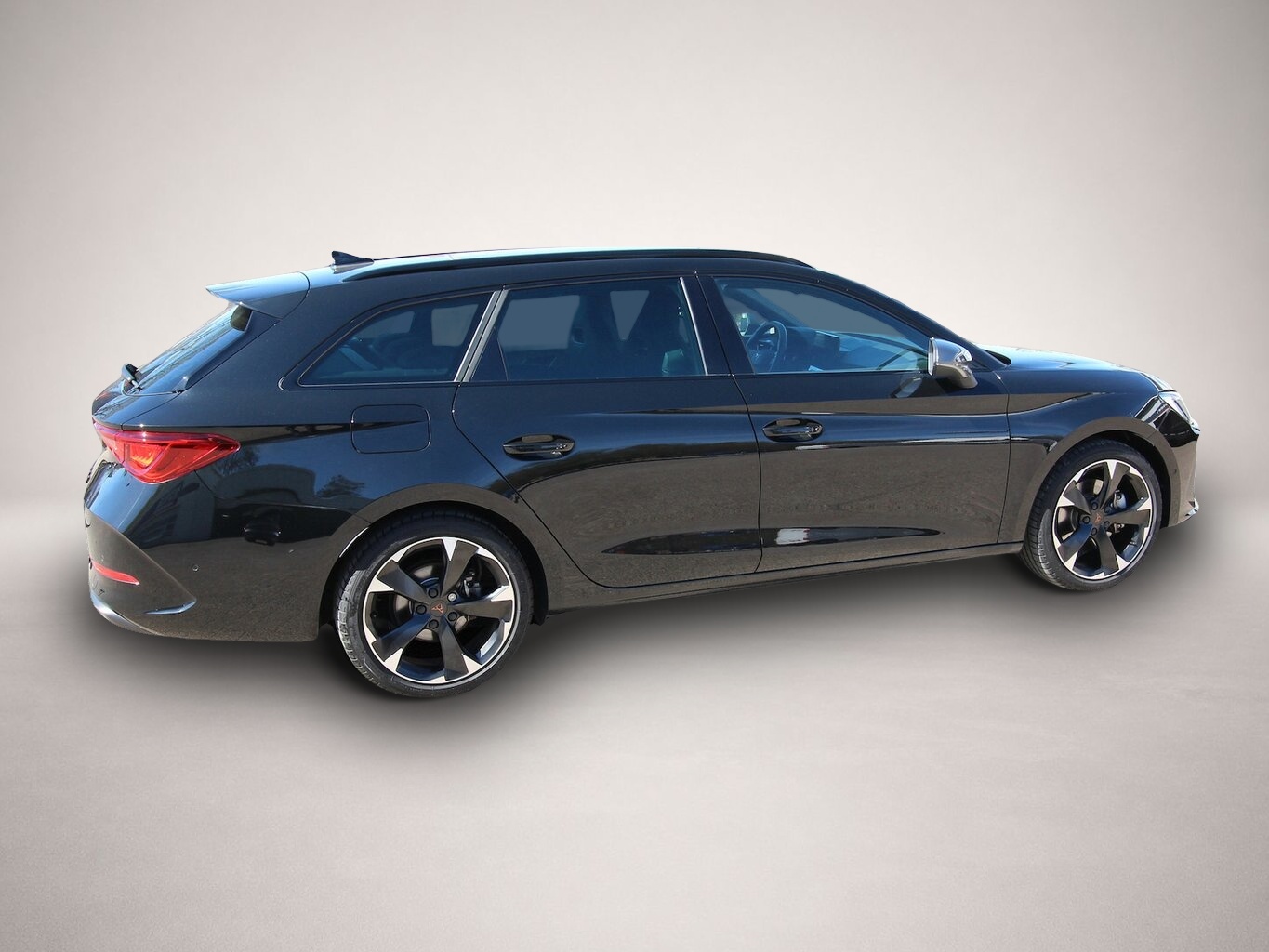 Fotografie 7 des Cupra Leon Sportstourer e-HYBRID 6-DSG NAVI+LED+KAMERA
