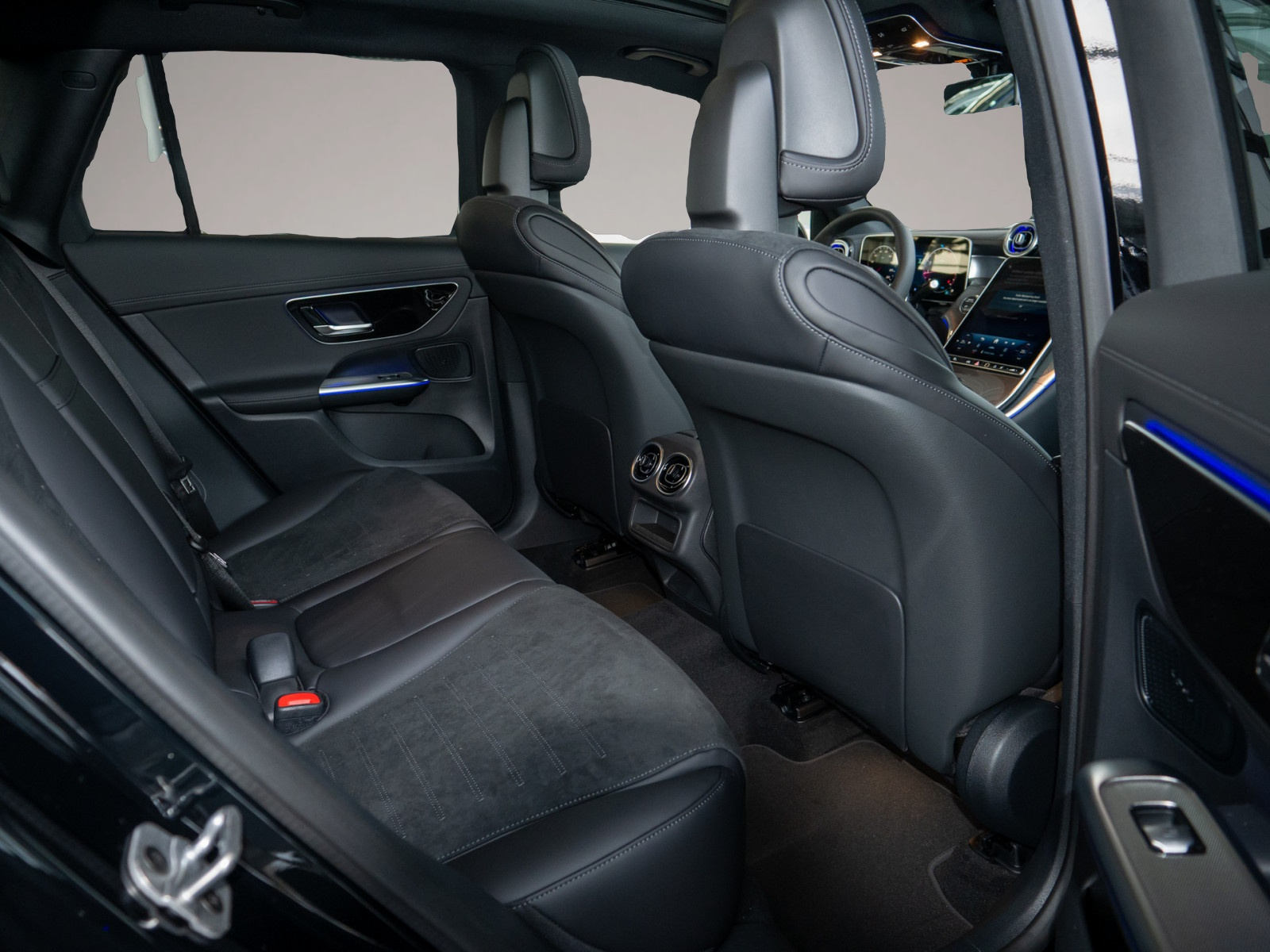 Bild 2 Mercedes-Benz GLC 200